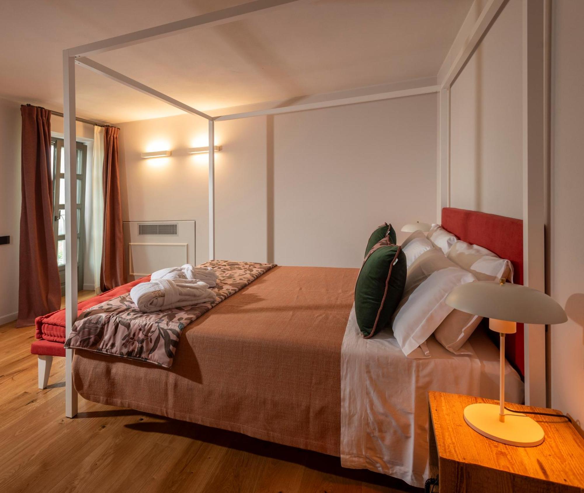 Antica Dimora Dosio Bed & Breakfast La Morra Dış mekan fotoğraf